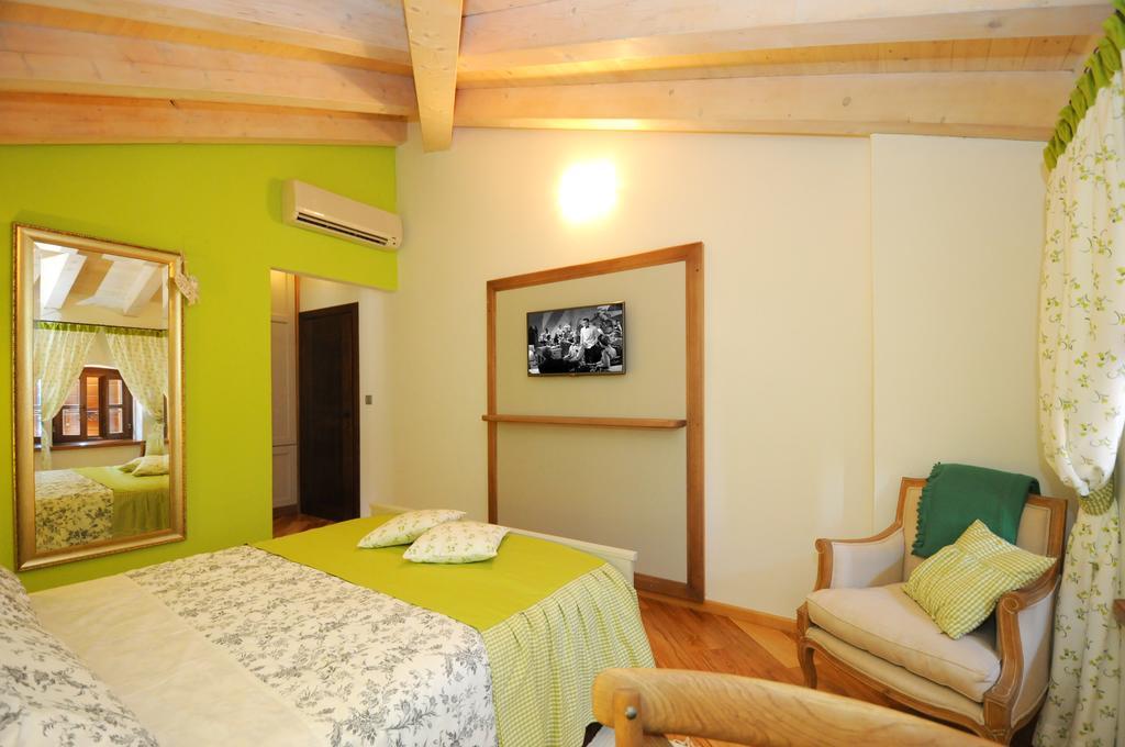 Bed & Breakfast Korta Gira Buici  Room photo